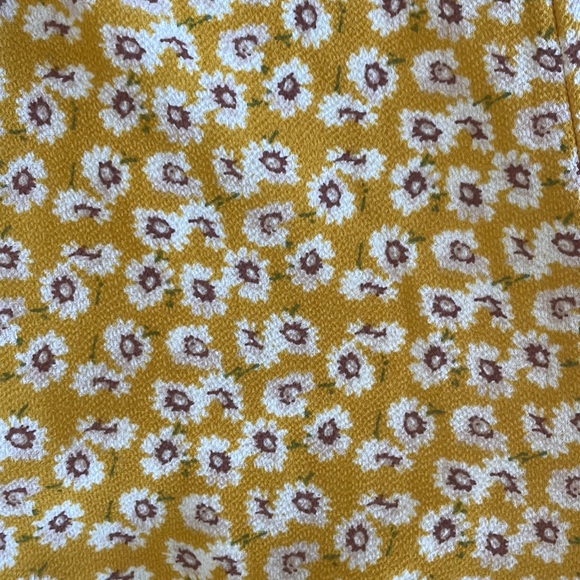 Wide Leg Flower Pants - Picture 3 of 3